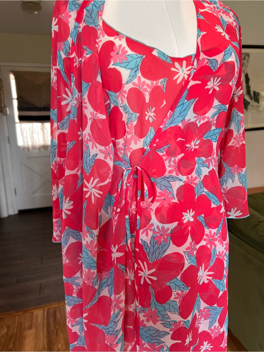 Josie Sheer Floral Pink Cap-Sleeve Pajama Set with matching Robe - Picture 6 of 7